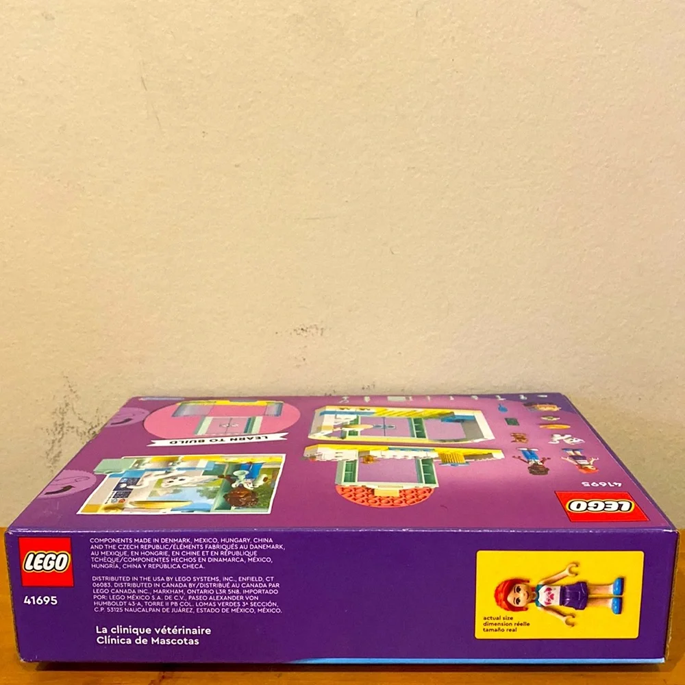Lego Friends 41695 Pet Clinic 111 pcs New in Box